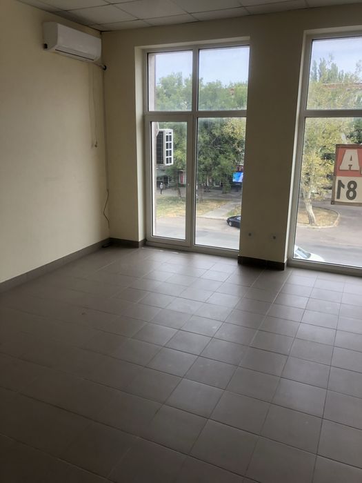 Аренда помещений 33, 60 м2