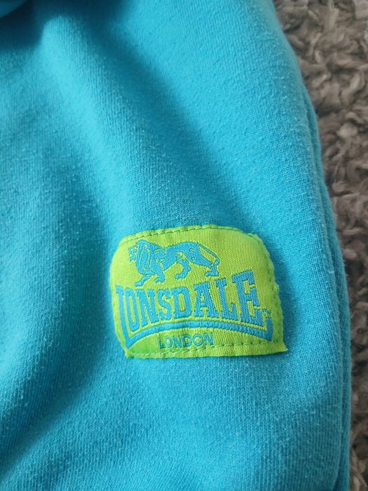 Продам кофту LONSDALE