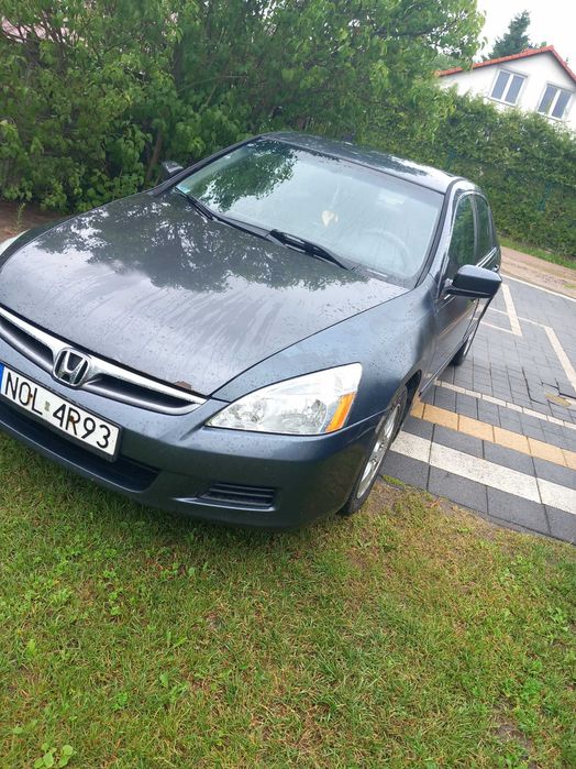 HONDA ACCORD VII sedan wersja amerykańska
