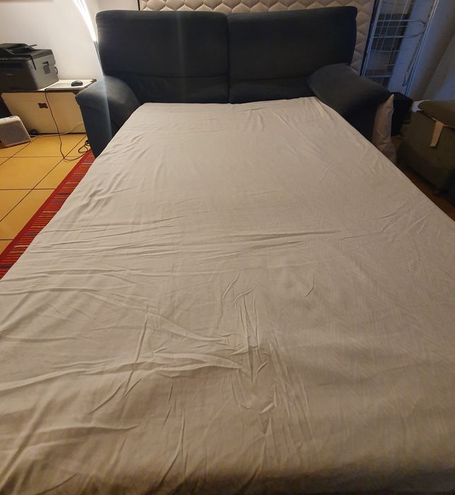 2 Sofás Cama conjunto  Pouco uso