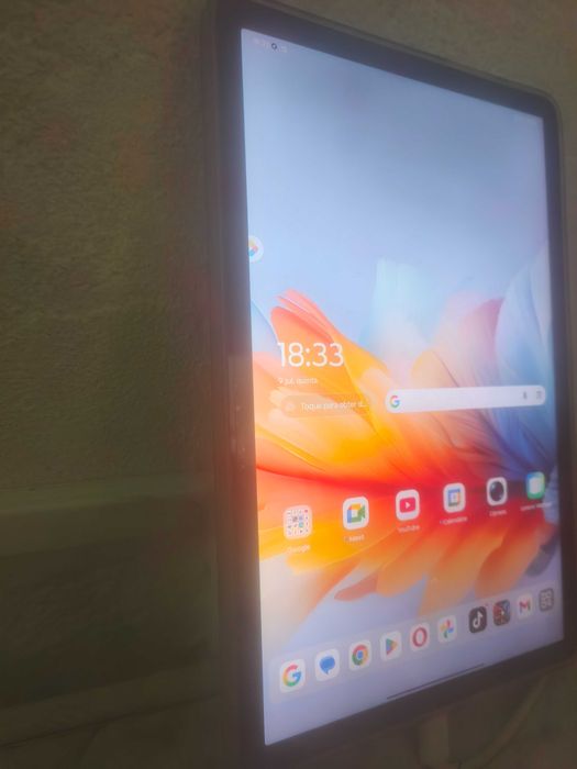 Tablet novo tem 24h de trabalho com capa