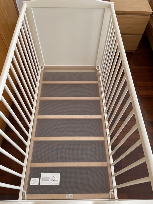 Cama de bebe IKEA