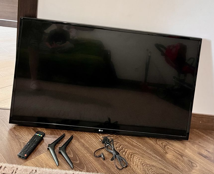 Телевізор SMART LG 43