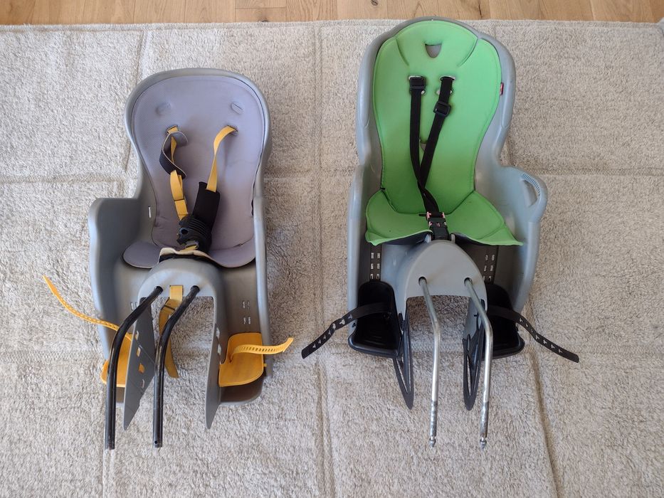 Fotelik zielony Hamax po prawej