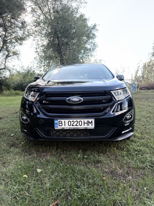 Продаю свій Ford Edge Titanium