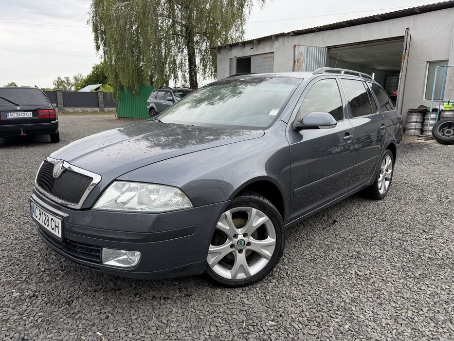 Продам Шкоду Октавію А5 2.0 автомат Срочно