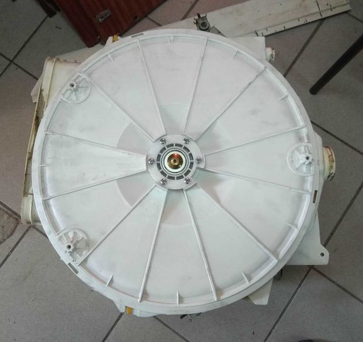 Бак в сборе с барабаном стиральная Indesit Ariston 148019094.03