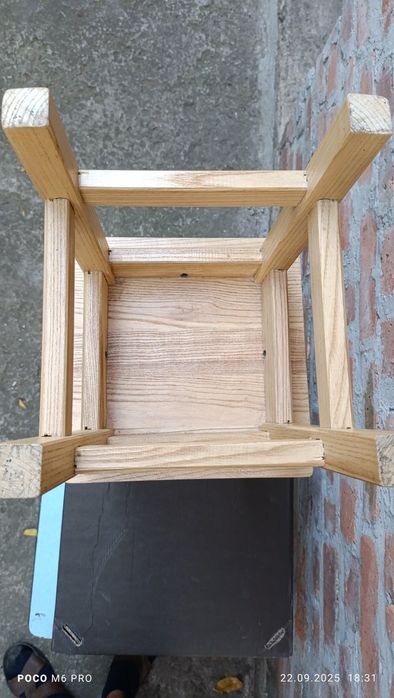 Табуретки из дуба