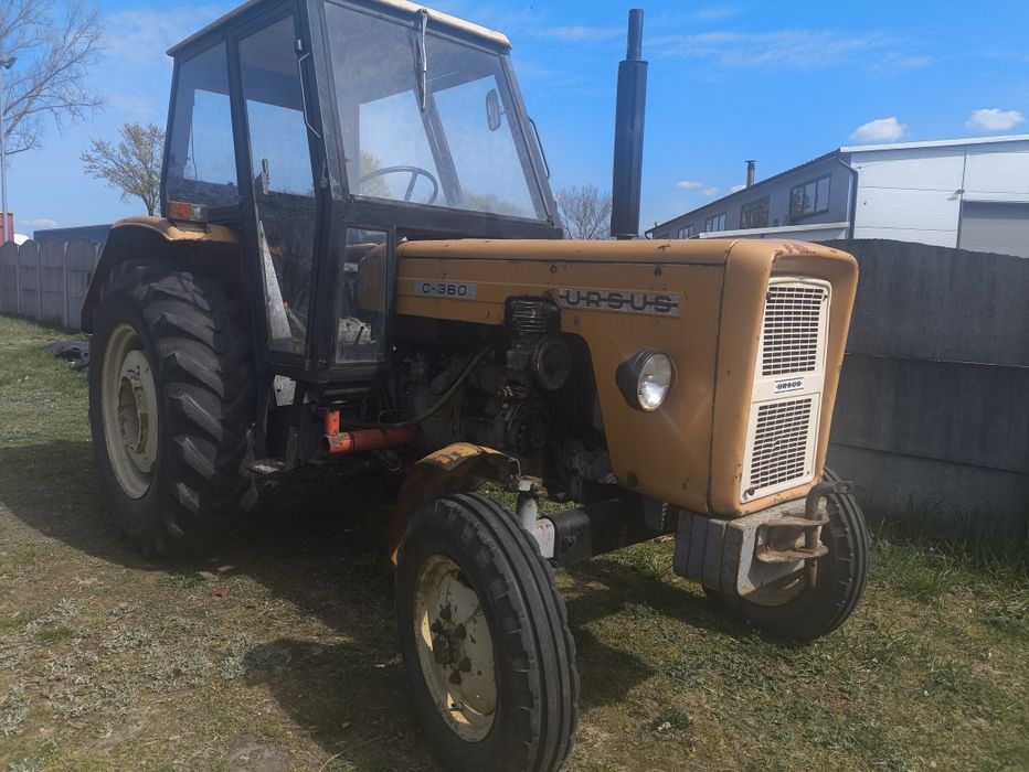 Ciągnik traktor c-360p
