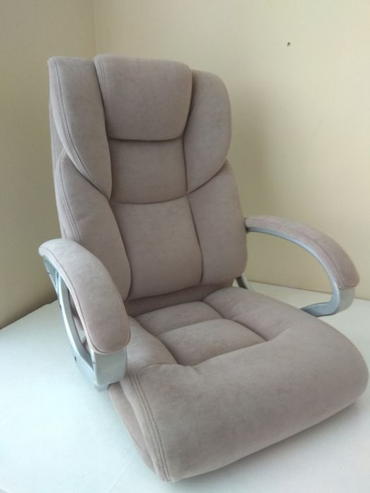 Реставрація автосидінь,комп'ютерних, барних, офісних крісел та інше