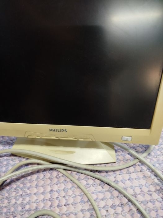 Monitor Philips 15 polegadas437518261436426241