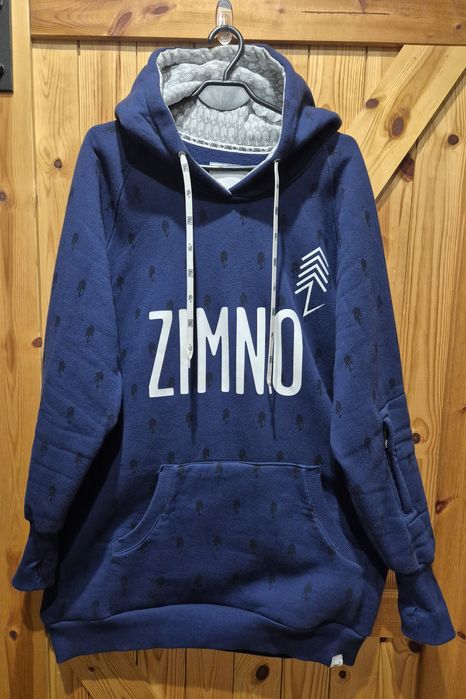 Bluzę Zimno Hoodie ->