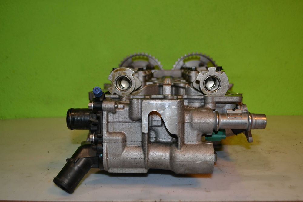 Głowica Citroen Peugeot 1.2 VTI