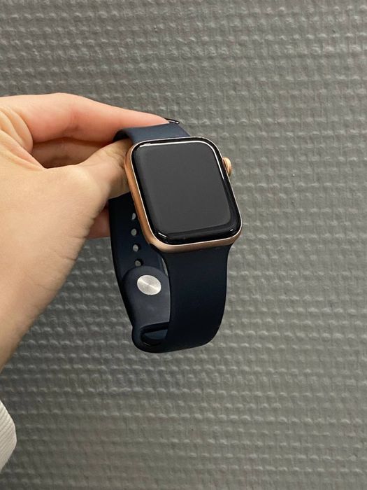 Apple Watch SE 1, Gold, 44mm, 87%, 9.5/10,