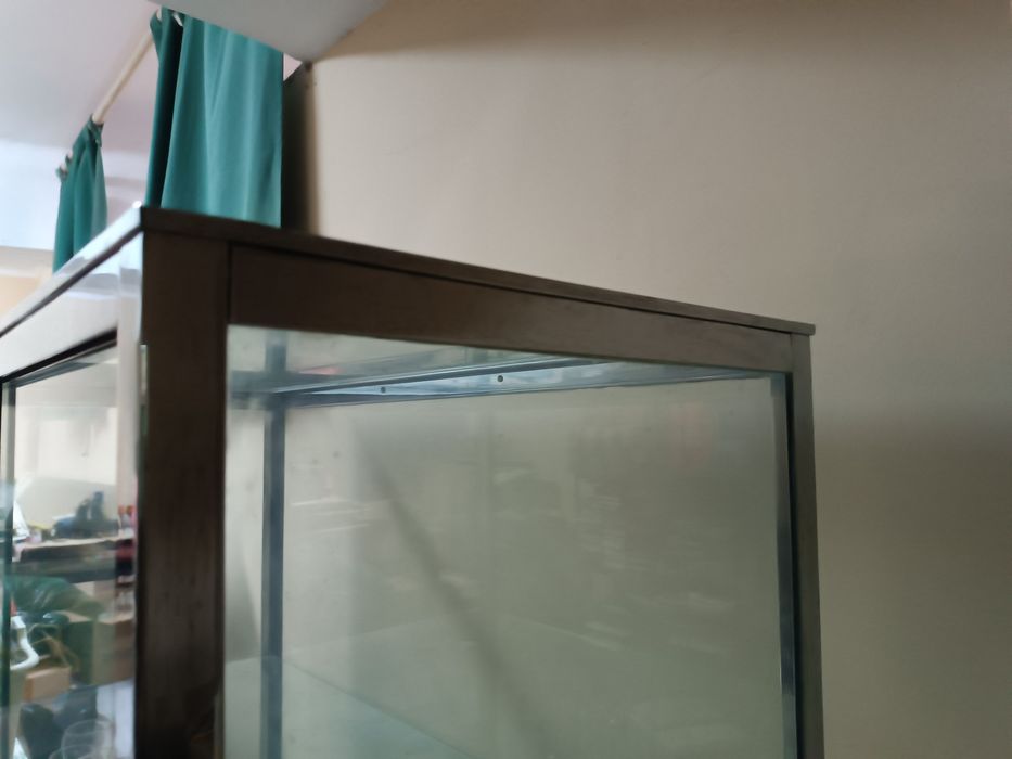 Vitrine Metal e vidro