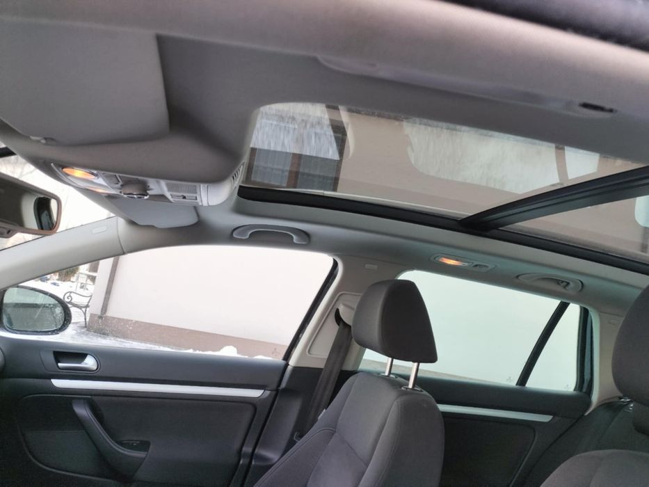 VW Golf Vl 2,0 TDI automat