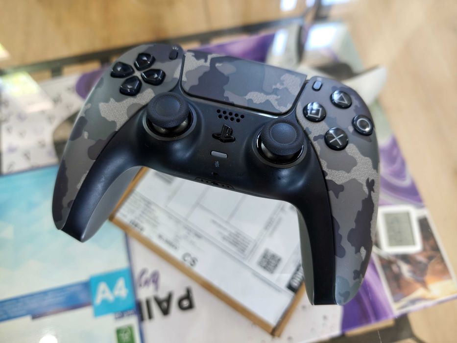 Oryginalny Pad Sony PS5 DualSense Grey Camouflage – Stan BDB / Bez Driftu