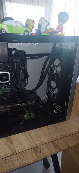 Computador game.494950461295175681