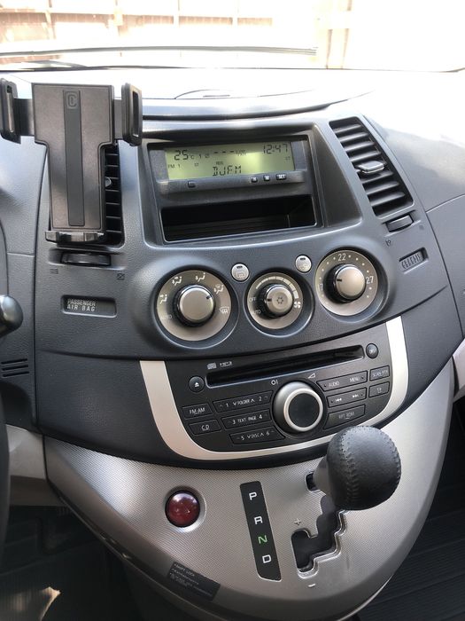 Mitsubishi Grandis 2,4L газ/бензин