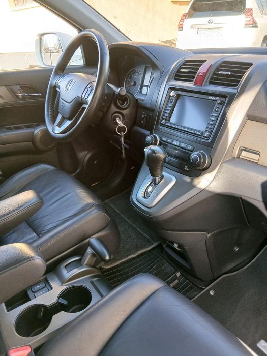 Продам Хонда CRV 2010