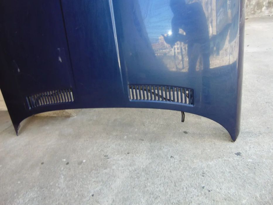 BMW E21 Capot " usado em bom estado " para venda