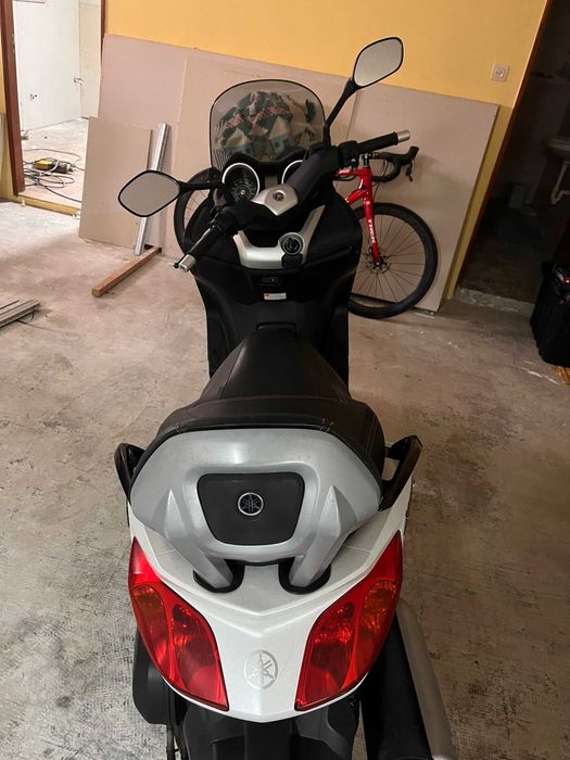yamaha xmax 125 scooter
