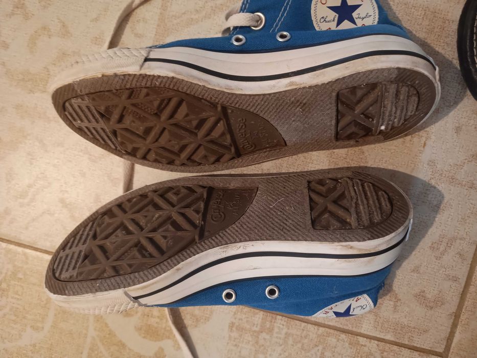 Oryginalne Converse, nr 37