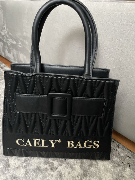 Жіноча сумка з екошкіри майже нова