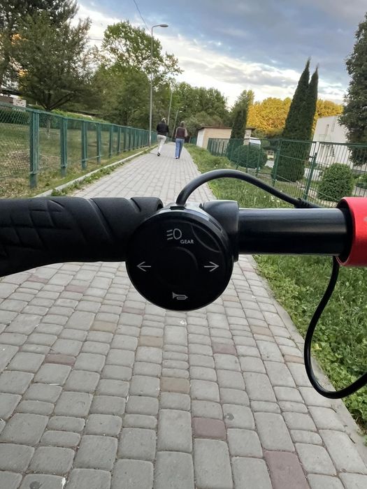 Продам електросамокат