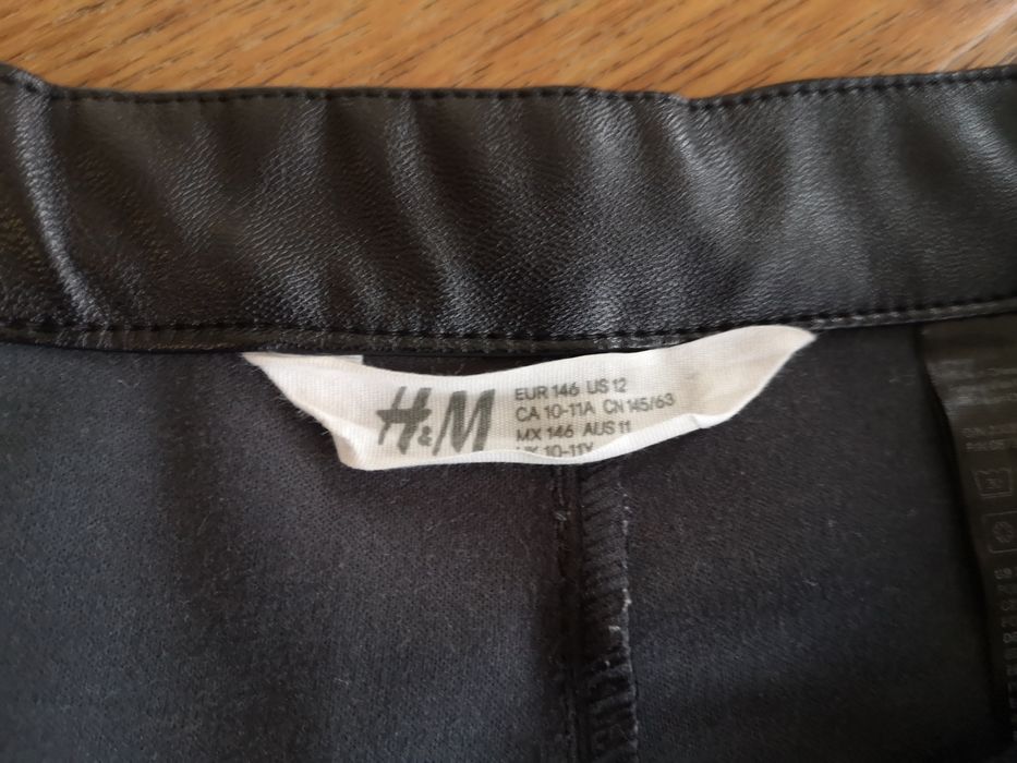Spodnie jak skóra H&M r. 146.