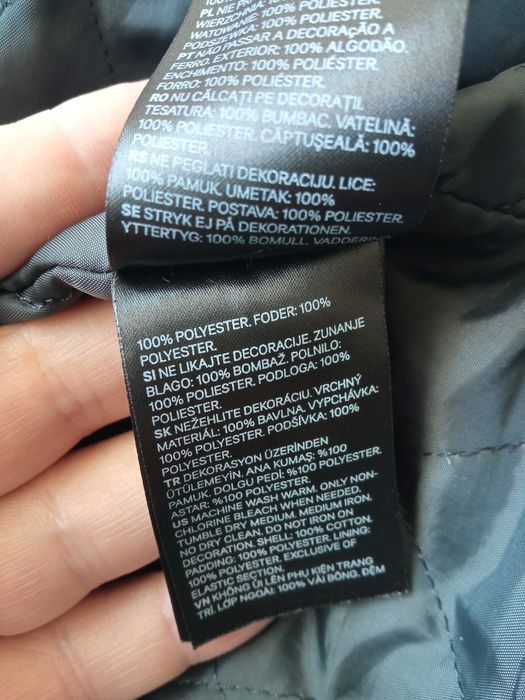 H&M  kurtka jesienna lekko ocieplana kaptur r 140