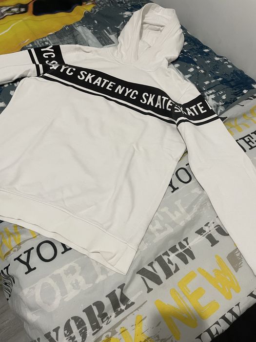 Sweat branca.        .