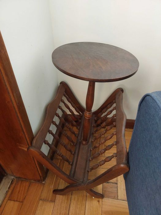 Porta revistas mesa apoio retro nogueira