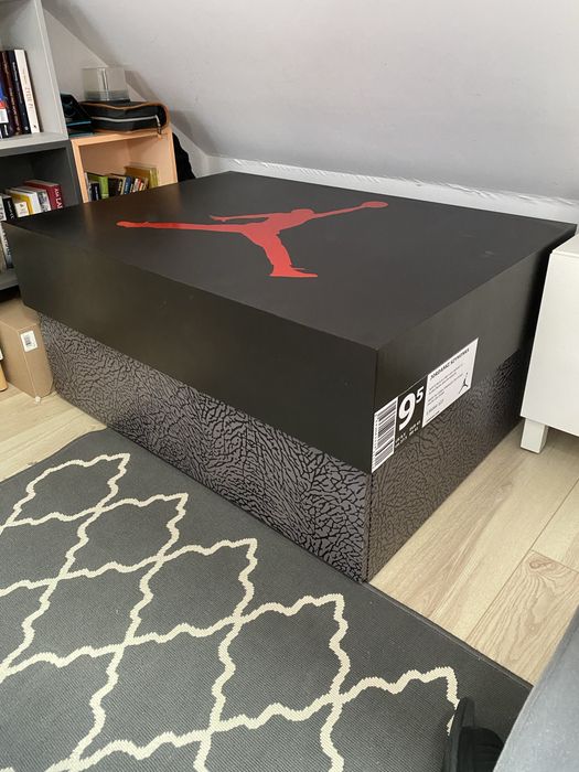 Skrzynia na buty - sneakerbox