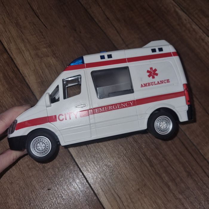 Auto Karetka Ambulans