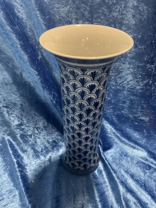 Vaso CANEDO vista alegre com 29 cm ,anúncios abaixo