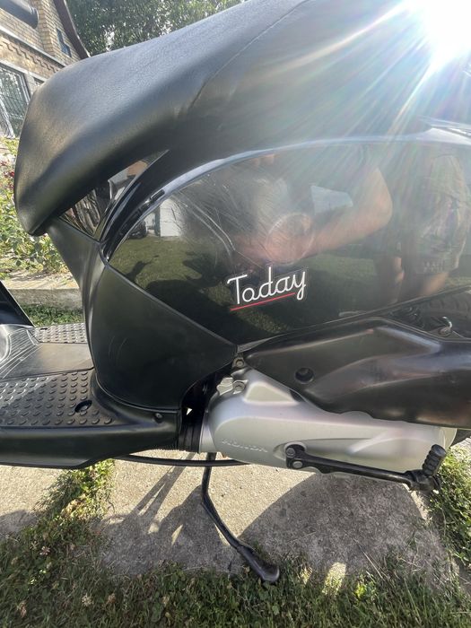 Продам мопед Honda today