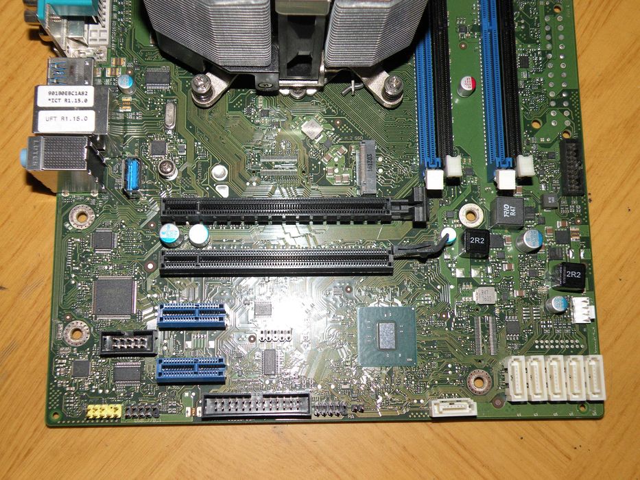 FUJITSU W550n płyta główna D3417-A21 Win 10 Pro LGA 1151 Sama płyta !!