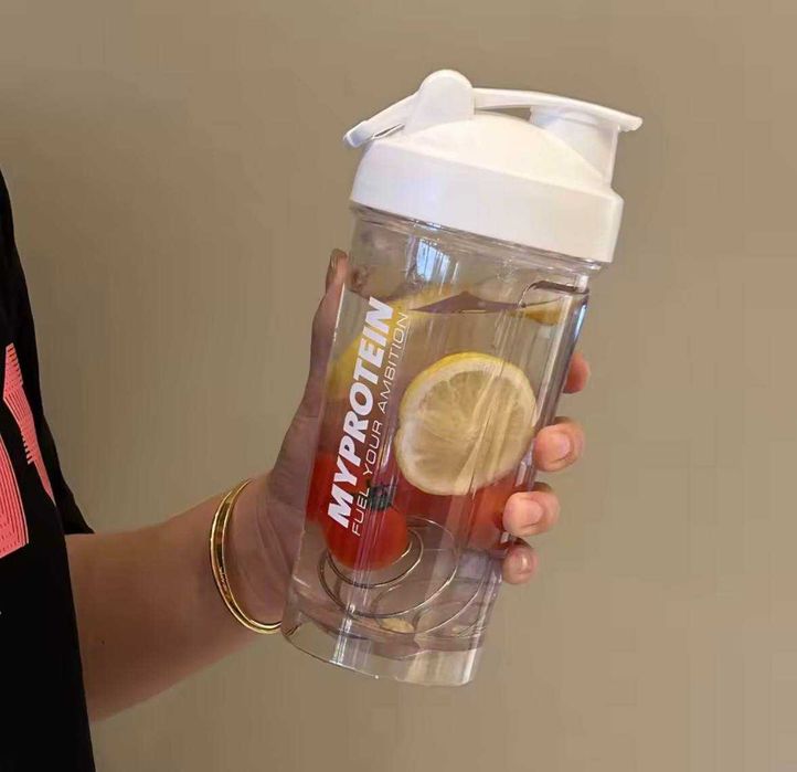 Шейкер спортивний + пружина 700мл Myprotein пляшка для води протеїну