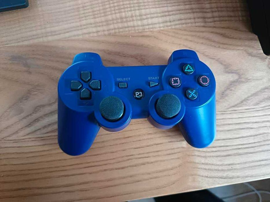 Nieoryginalny kontroler do ps3 pad playstation 3 ( w sumie osiem)