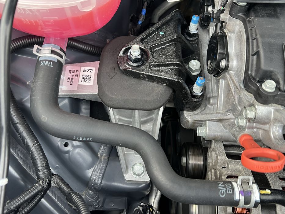 Офіційне авто, 2024 рік, стан - новий