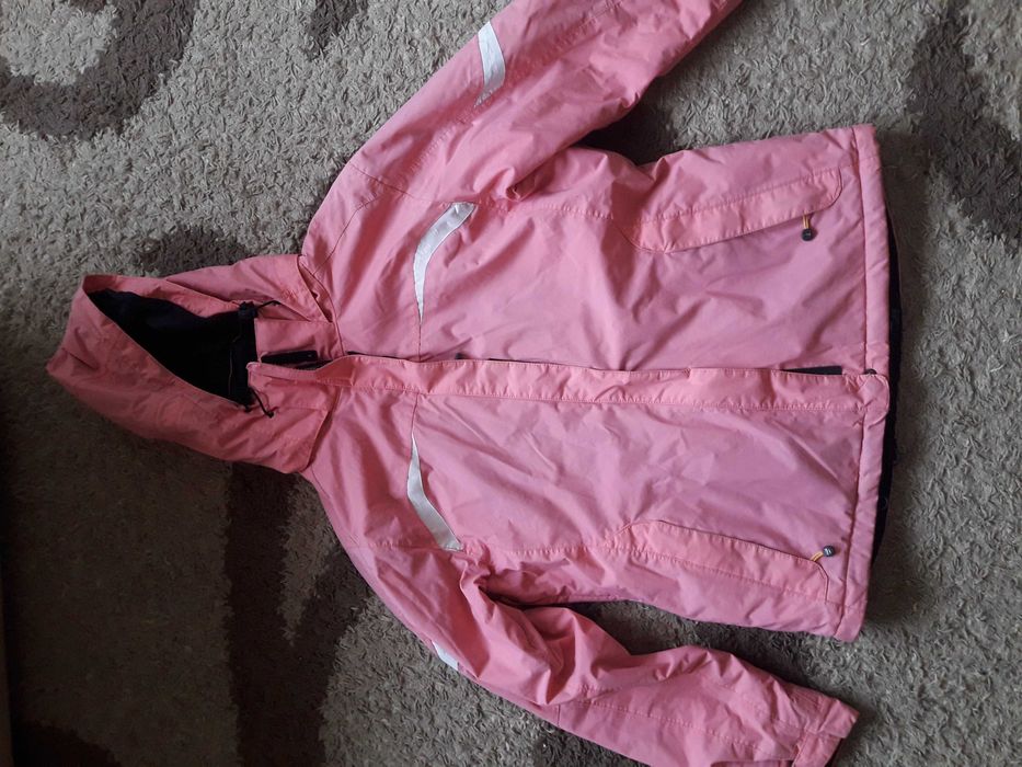 Спортивна жІноча куртка