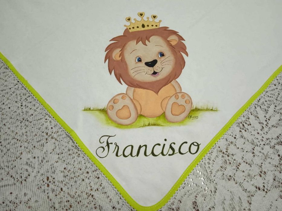 Fralda algodão para bebe pintada a mão