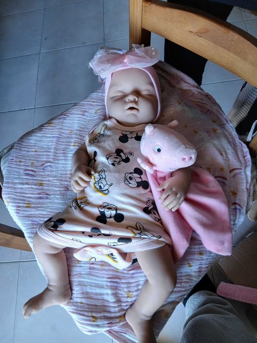 Bebé Reborn original todo em silicone agora descida de preço