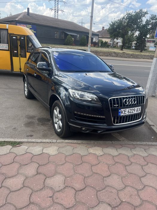 Продам ауді q7 в гарному стані