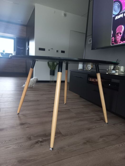 Sprzedam stół okrągły,  szyba hartowana