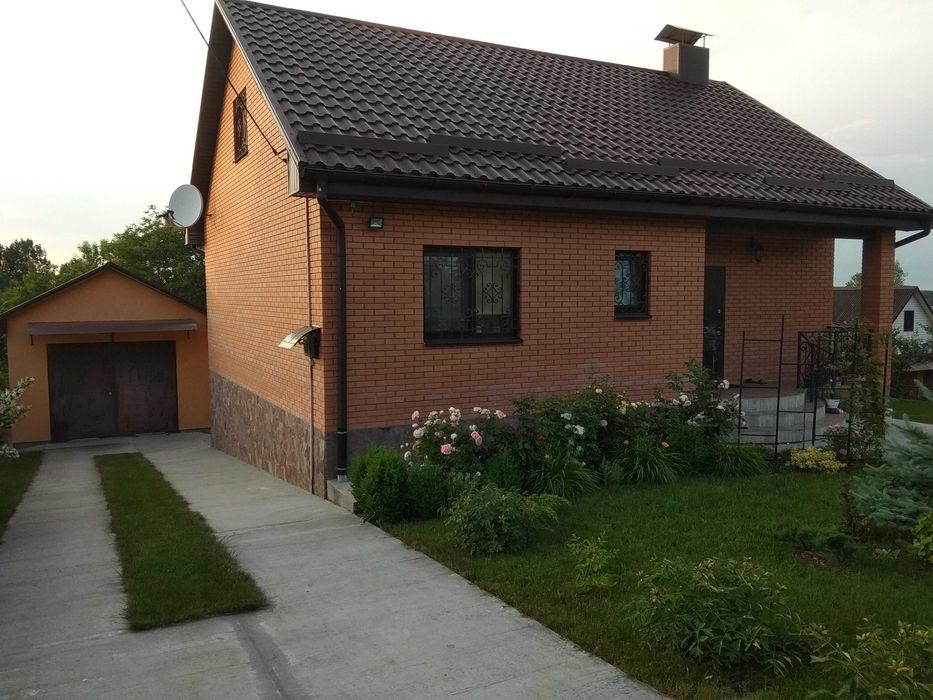 Продається цегляний 2пов будинок 118м2 в с.Мала Солтанівка