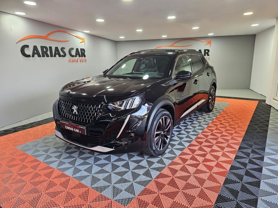 Peugeot 2008 1.2 PureTech GT EAT8
