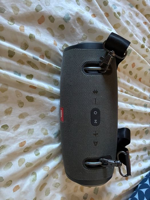 Coluna jbl extreme 2