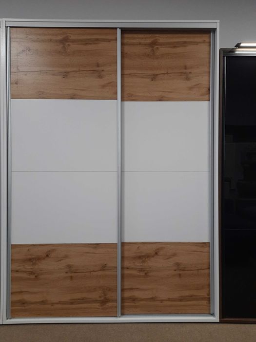 BLACK RED WHITE szafa FLEX - Wyprzedaż ekspozycji !!!